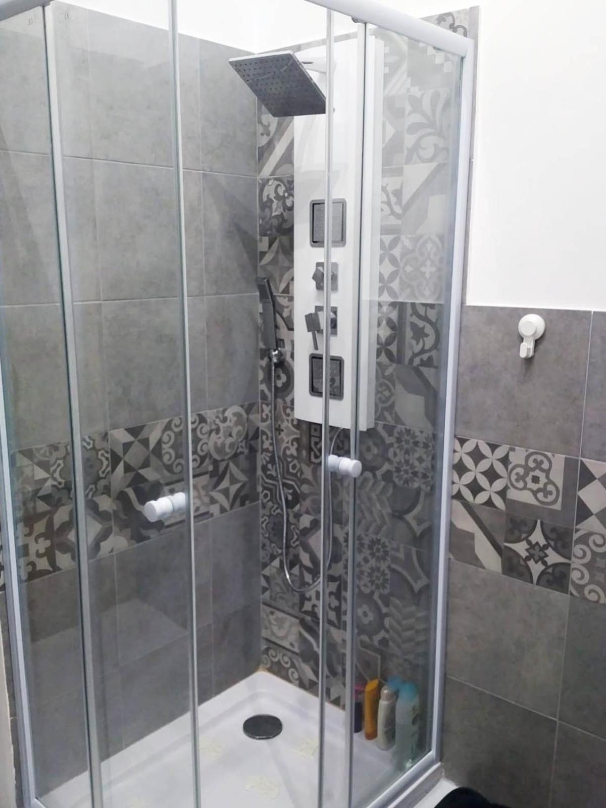 La Corte Charm Apartment- Where The Memories Are Made * Gênes