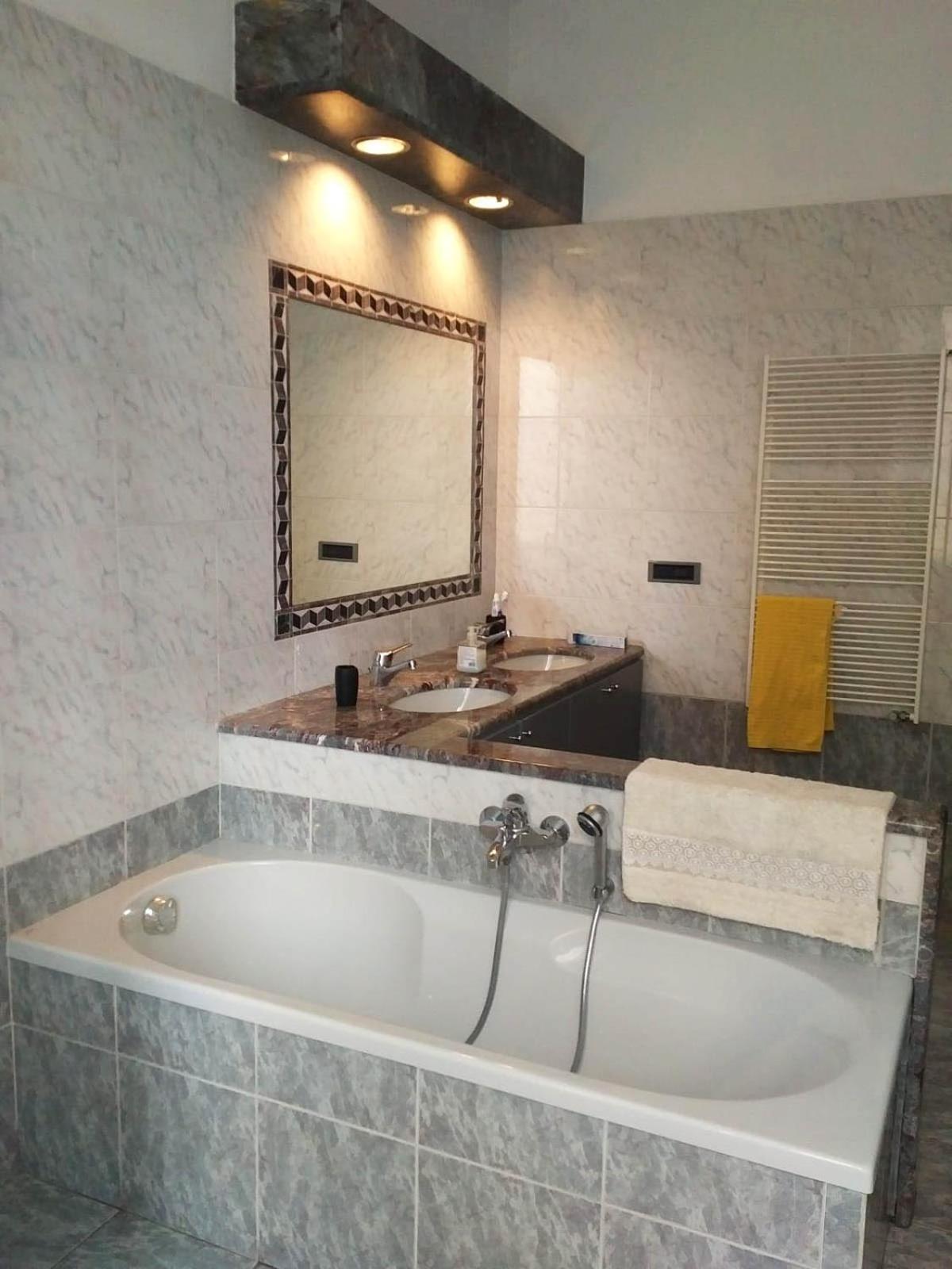 La Corte Charm Apartment- Where The Memories Are Made